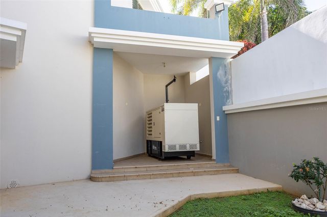 10 URB MIRADOR DEL CIELO, Isabela, PR 00662