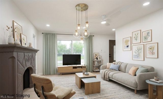 3896 Strandhill Road, Cleveland, OH 44128