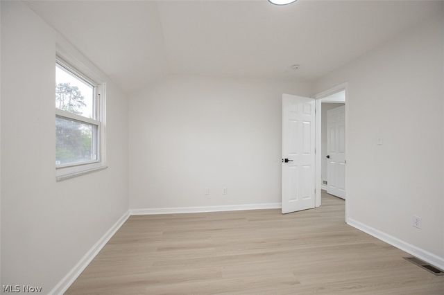 3896 Strandhill Road, Cleveland, OH 44128