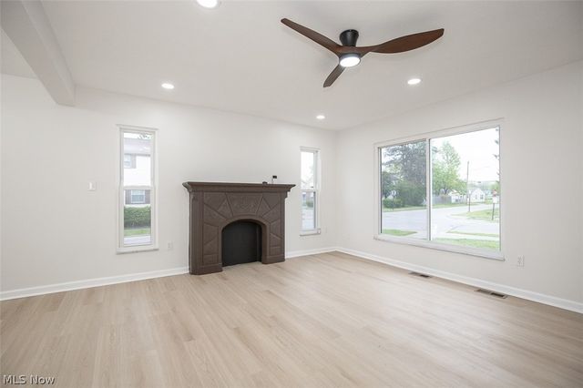 3896 Strandhill Road, Cleveland, OH 44128