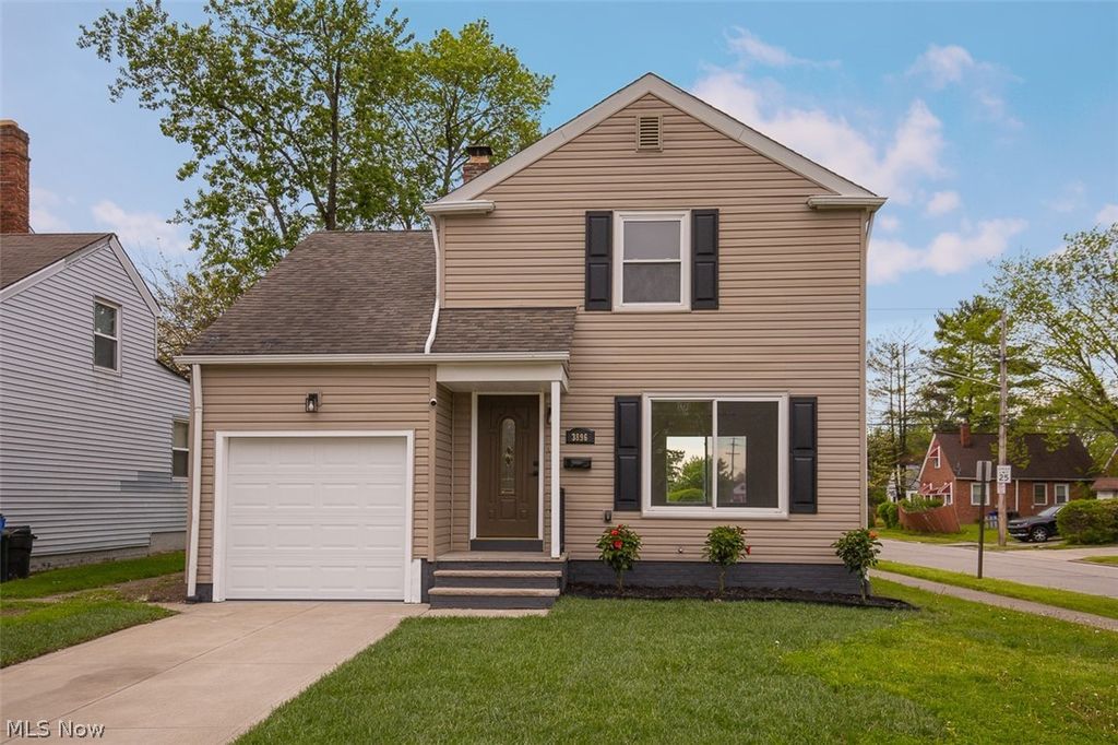 3896 Strandhill Road, Cleveland, OH 44128