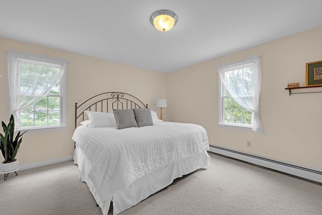 51 Old Cart Rd, Auburn, MA 01501