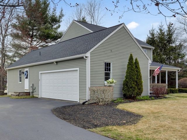 51 Old Cart Rd, Auburn, MA 01501