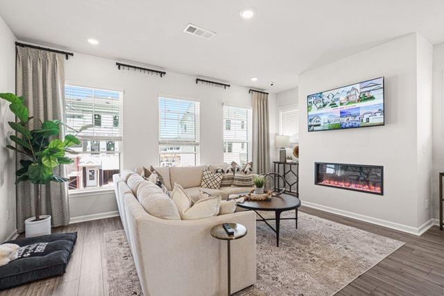 504 Provence Gate Lane, Lawrenceville, GA 30044