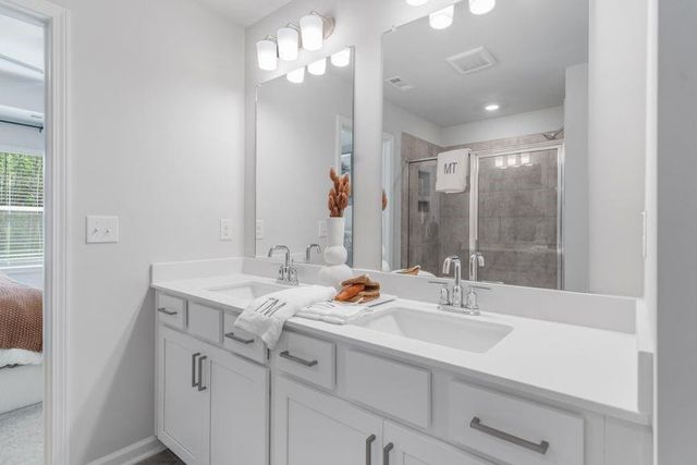 504 Provence Gate Lane, Lawrenceville, GA 30044