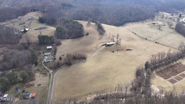 2517 Sinking Creek Road, Johnson City, TN 37604