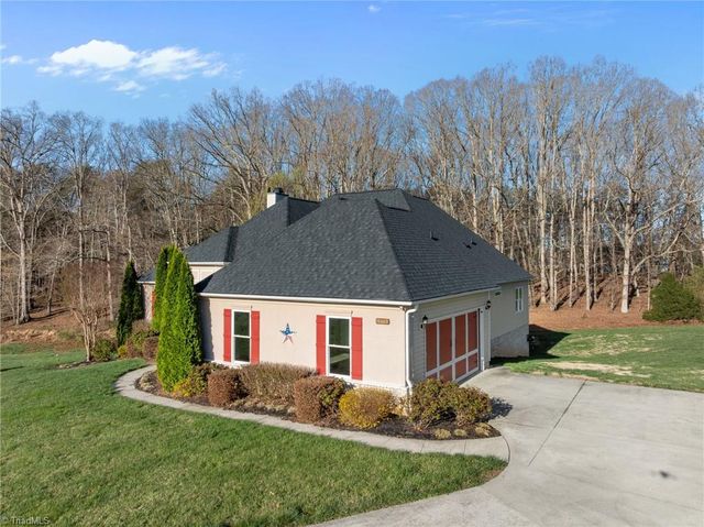 8169 Mcclanahan Drive, Browns Summit, NC 27214