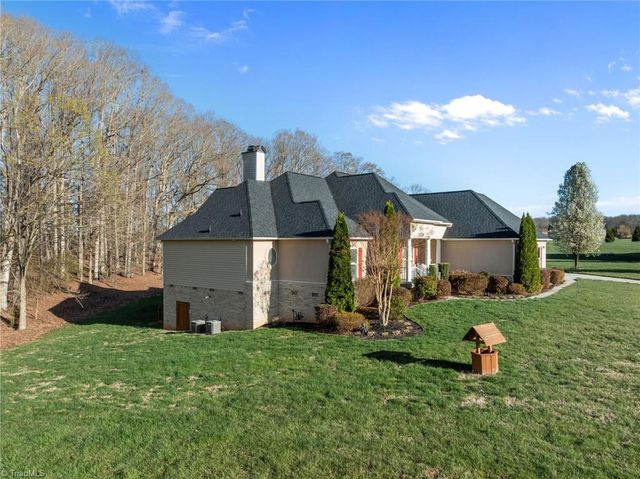 8169 Mcclanahan Drive, Browns Summit, NC 27214