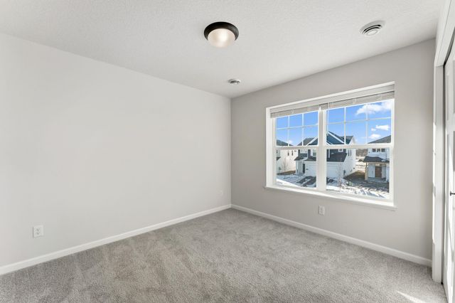 1102 Annagaire Curve, Rosemount, MN 55068