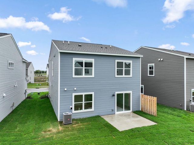 1102 Annagaire Curve, Rosemount, MN 55068