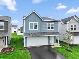 1102 Annagaire Curve, Rosemount, MN 55068