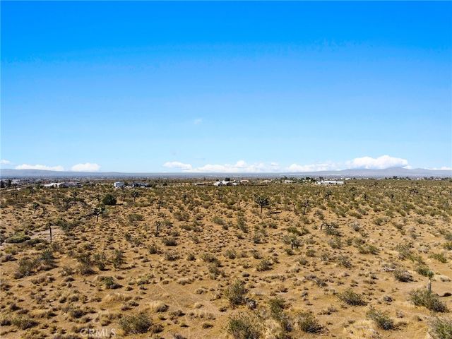 1 Nevada Road, Phelan, CA 92371