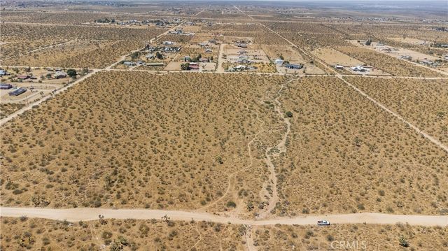 1 Nevada Road, Phelan, CA 92371