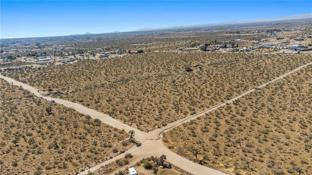 1 Nevada Road, Phelan, CA 92371