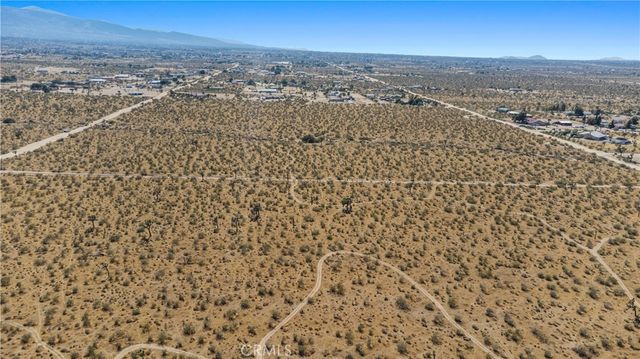 1 Nevada Road, Phelan, CA 92371