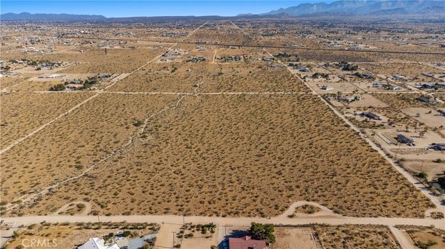 1 Nevada Road, Phelan, CA 92371