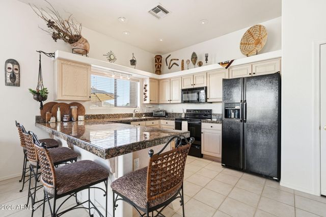 4830 S Strike It Rich Drive, Gold Canyon, AZ 85118