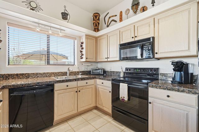4830 S Strike It Rich Drive, Gold Canyon, AZ 85118