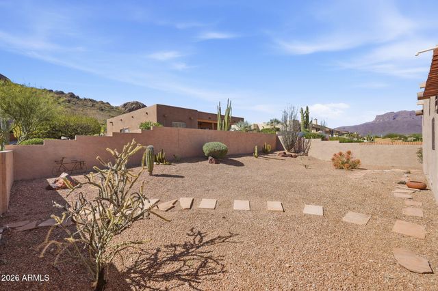4830 S Strike It Rich Drive, Gold Canyon, AZ 85118