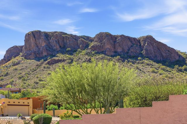 4830 S Strike It Rich Drive, Gold Canyon, AZ 85118