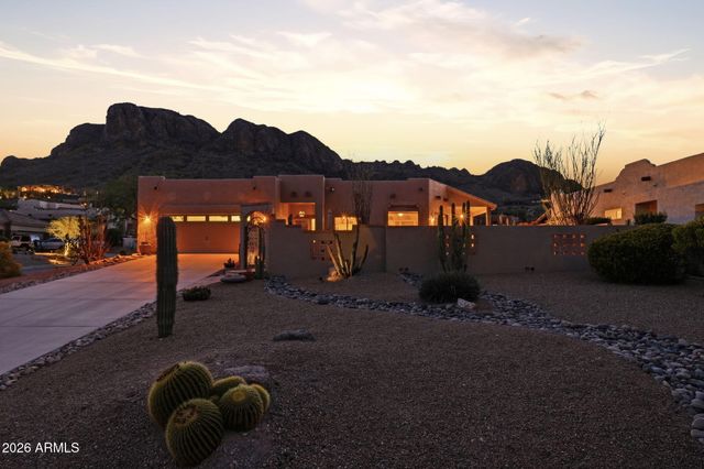 4830 S Strike It Rich Drive, Gold Canyon, AZ 85118