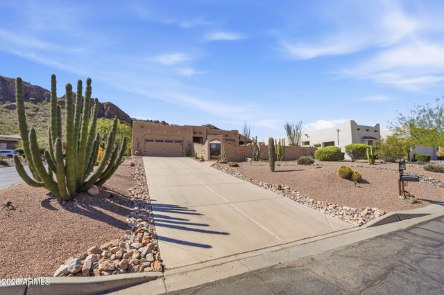 4830 S Strike It Rich Drive, Gold Canyon, AZ 85118
