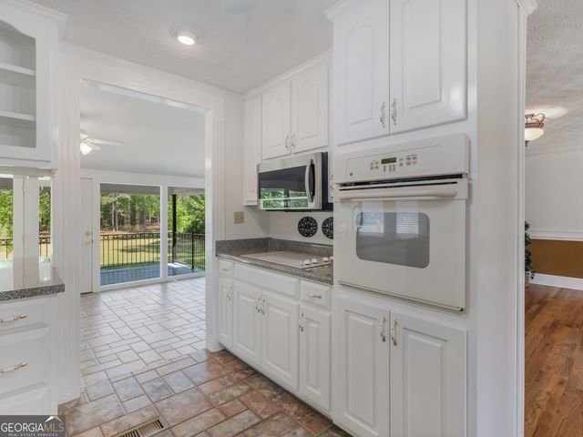 723 Goza Road, Fayetteville, GA 30215