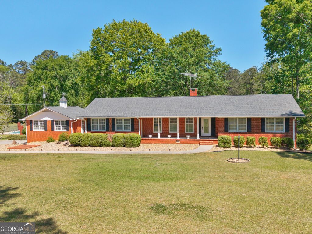 723 Goza Road, Fayetteville, GA 30215