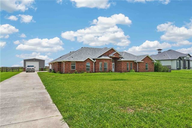 2414 Santa Maria, Corpus Christi, TX 78415
