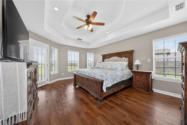 2414 Santa Maria, Corpus Christi, TX 78415