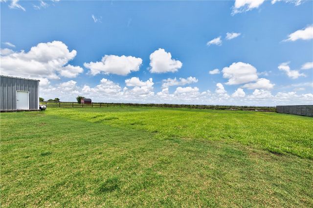 2414 Santa Maria, Corpus Christi, TX 78415