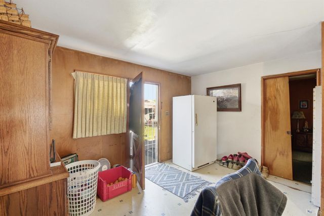 1810 Hardcastle Avenue, Hanford, CA 93230