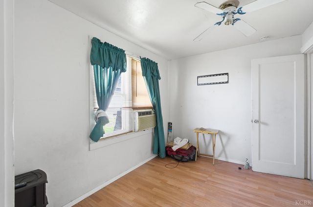 1810 Hardcastle Avenue, Hanford, CA 93230