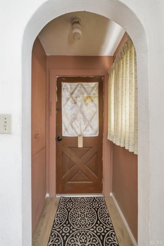 1810 Hardcastle Avenue, Hanford, CA 93230