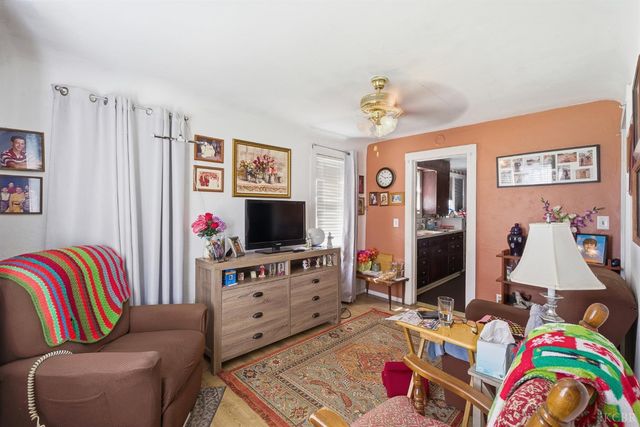 1810 Hardcastle Avenue, Hanford, CA 93230