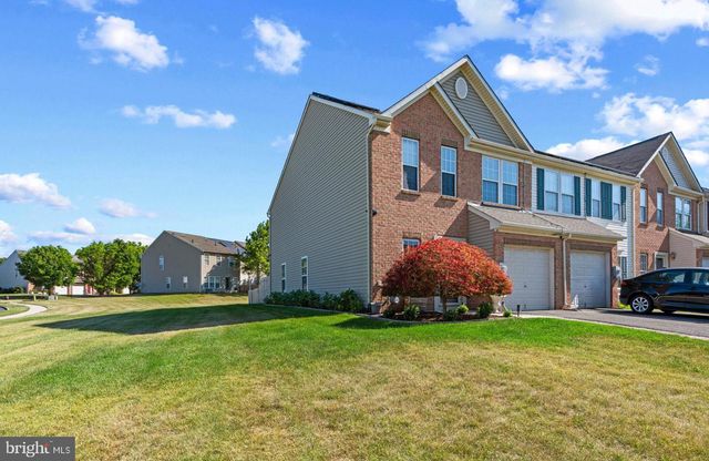 1 ROSEMARY DR, Lumberton, NJ 08048