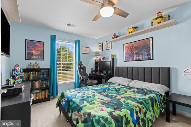 1 ROSEMARY DR, Lumberton, NJ 08048