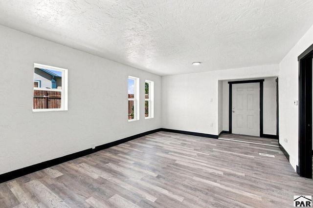 2803 Baltimore Ave, Pueblo, CO 81003