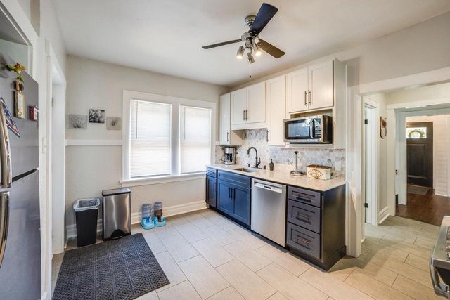 6016 33rd AVENUE, Kenosha, WI 53142