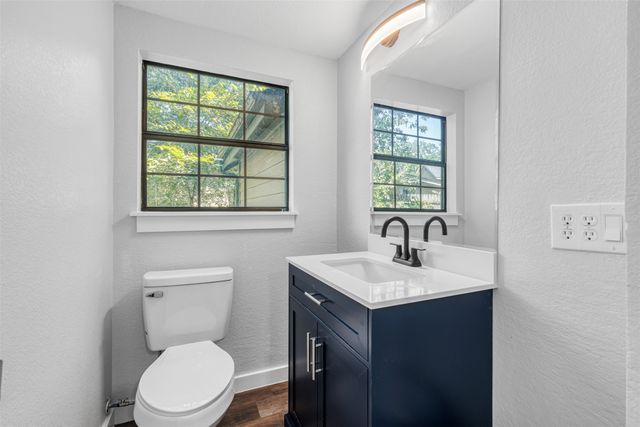 901 Isbell Road, Fort Worth, TX 76114