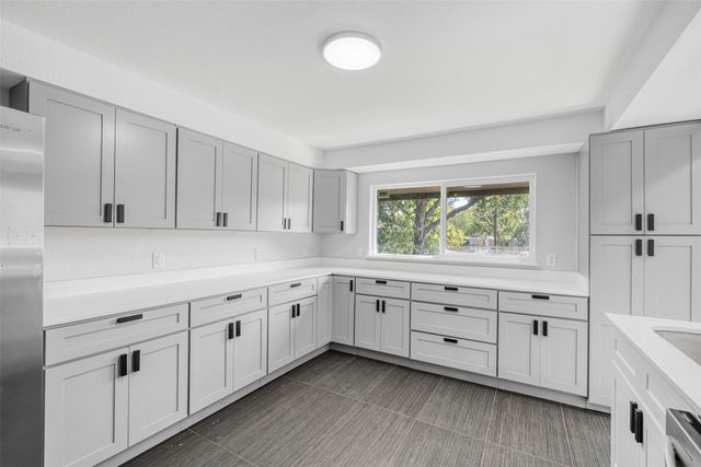 901 Isbell Road, Fort Worth, TX 76114