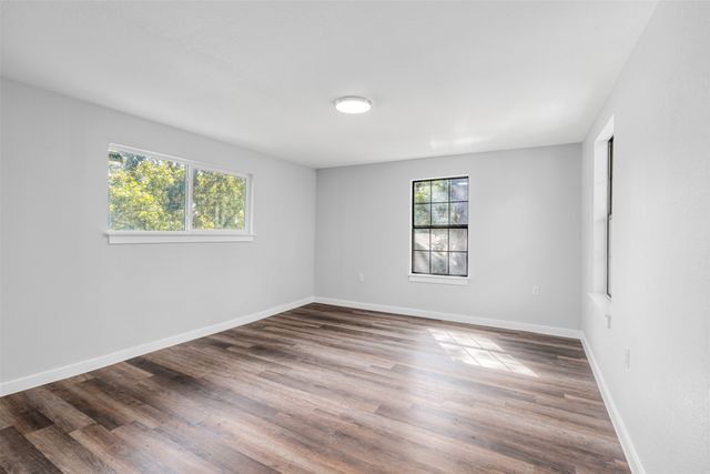 901 Isbell Road, Fort Worth, TX 76114