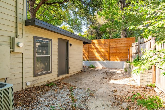 901 Isbell Road, Fort Worth, TX 76114