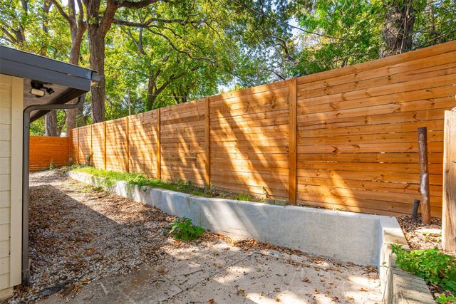 901 Isbell Road, Fort Worth, TX 76114