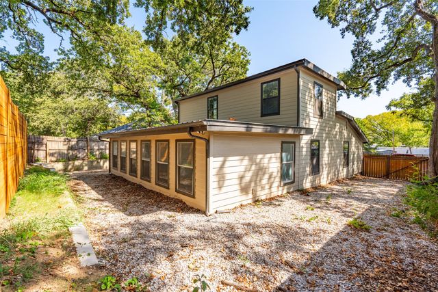 901 Isbell Road, Fort Worth, TX 76114