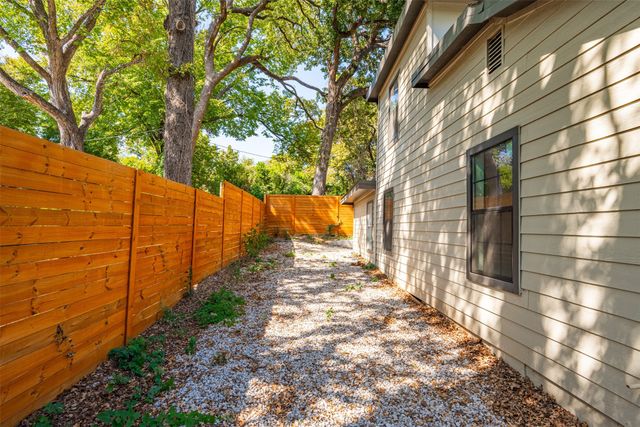 901 Isbell Road, Fort Worth, TX 76114