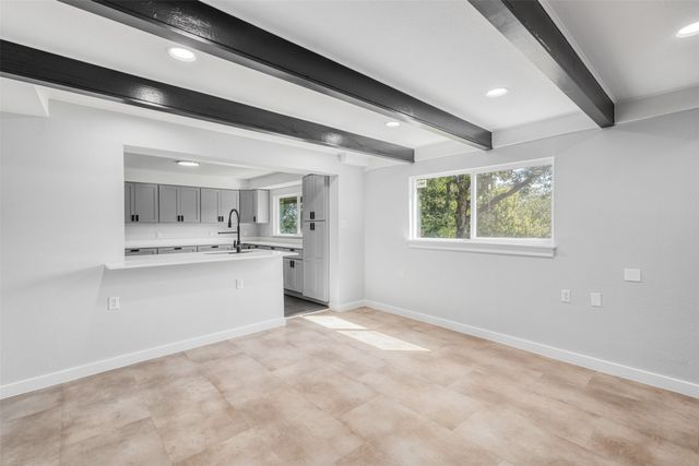 901 Isbell Road, Fort Worth, TX 76114