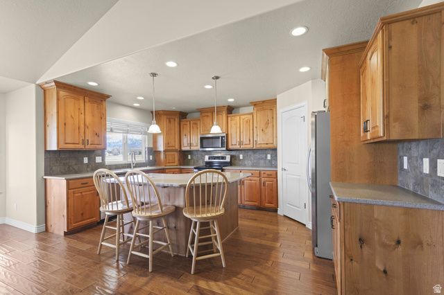 1780 N 1350 W, Farr West, UT 84404