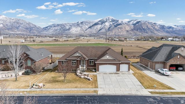 1780 N 1350 W, Farr West, UT 84404