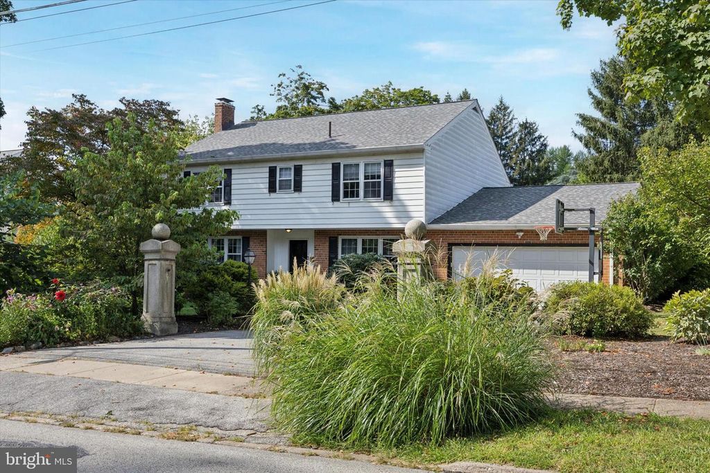 512 N WYNNEWOOD AVE, Wynnewood, PA 19096